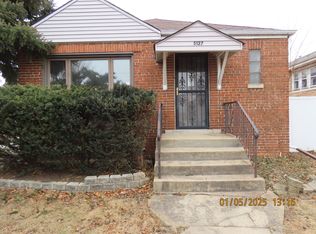 5127 S Parkside Ave, Chicago, IL 60638