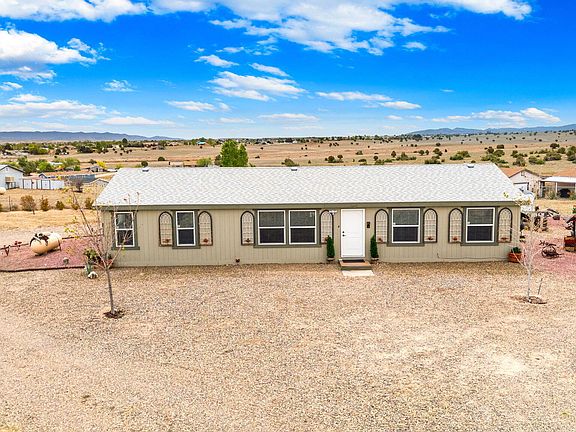 2nd image of 2115 N PAPAGO Trail