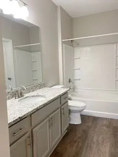 bathroom bathroom