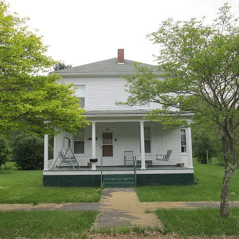 1208 2nd Ave photo 1