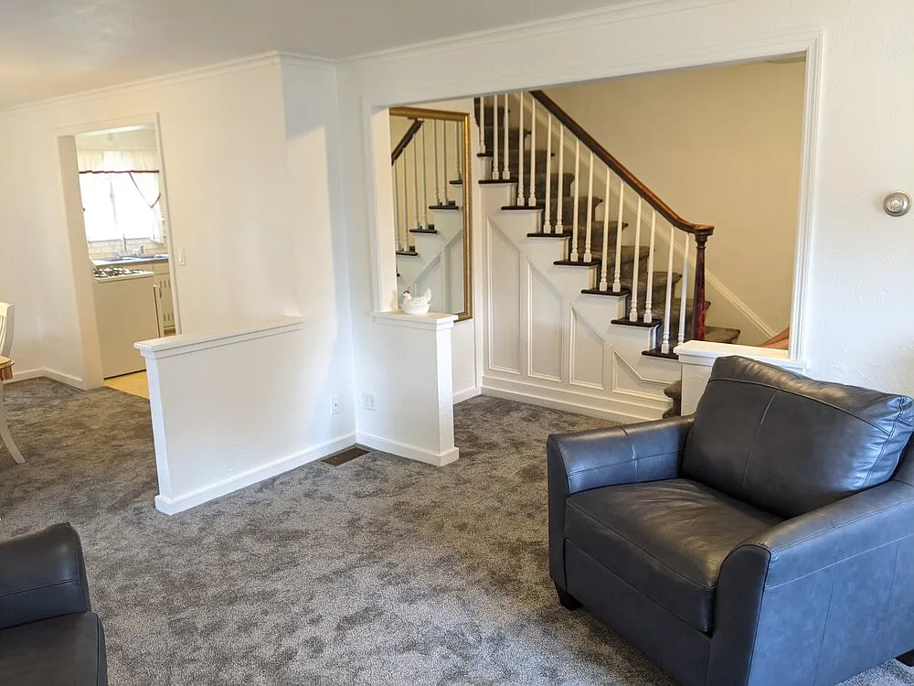 5 bed, 1500 sqft, $840 — Photo 4