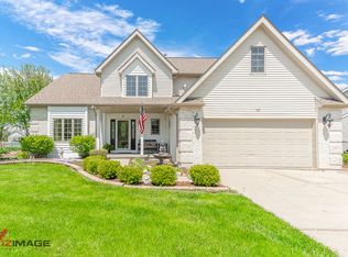 26842 S Westwood Dr, Channahon, IL 60410