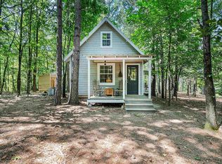 1325 Center Hill Rd, Finger, TN 38334