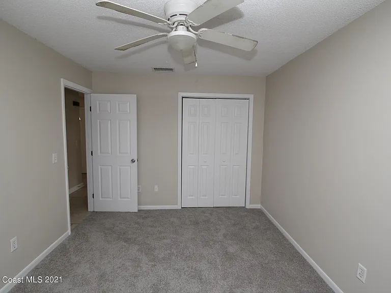 907 Commerce Rd SE — Photo 10
