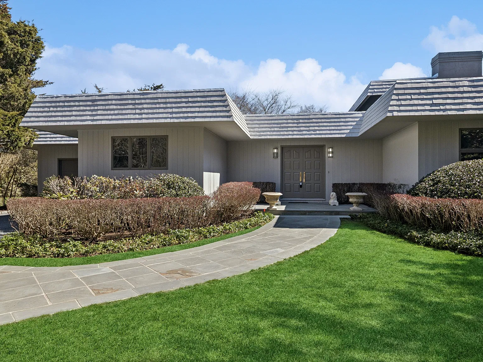 Further Lane Summer Rental — Photo 3