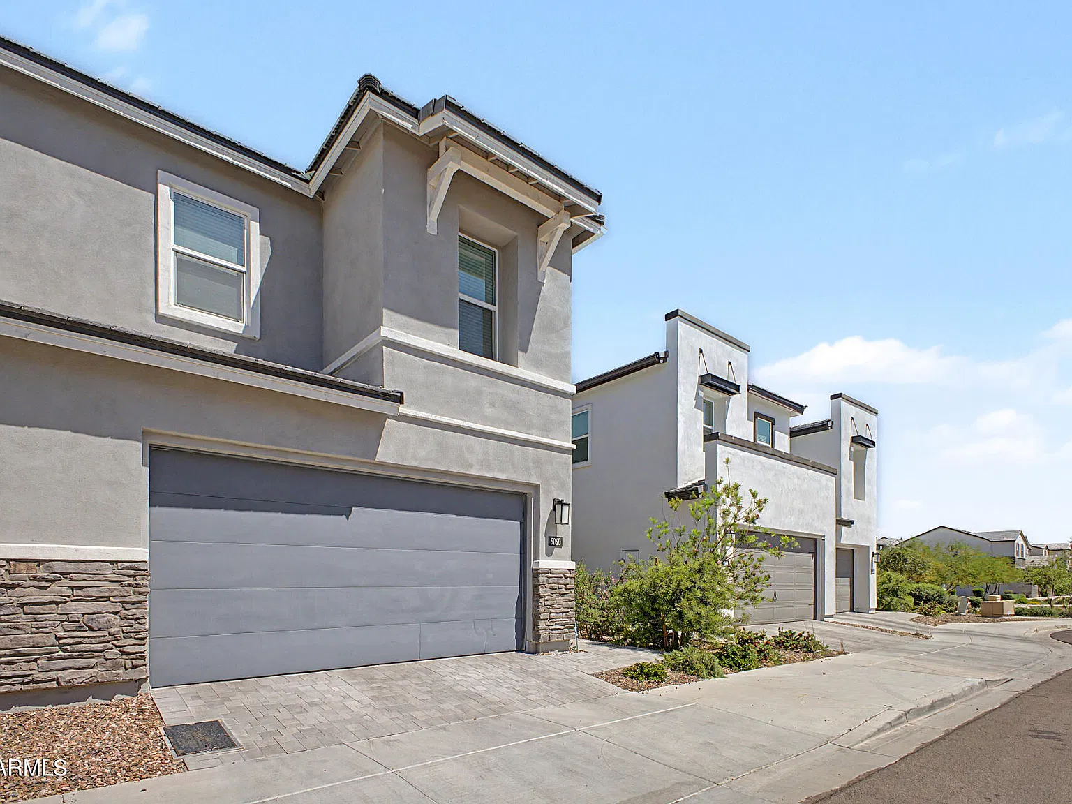 3 bed, 2.5 bath, 2149 sqft, $3,600 — Photo 3