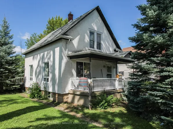 67 Ross St, Welland, ON L3B 2M7