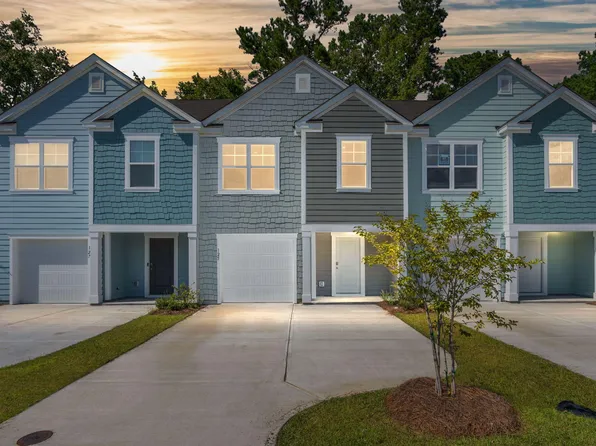 125 Orchid Bloom Cir, Moncks Corner, SC 29461