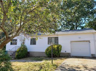 36 Odin Rd, Rocky Point, NY 11778