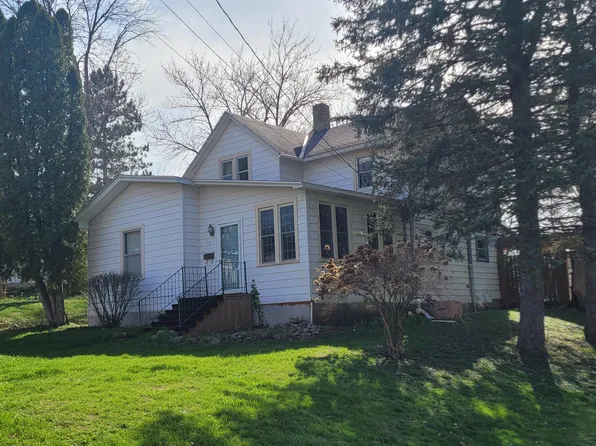 115 Cottrill St N, Waterville, MN 56096