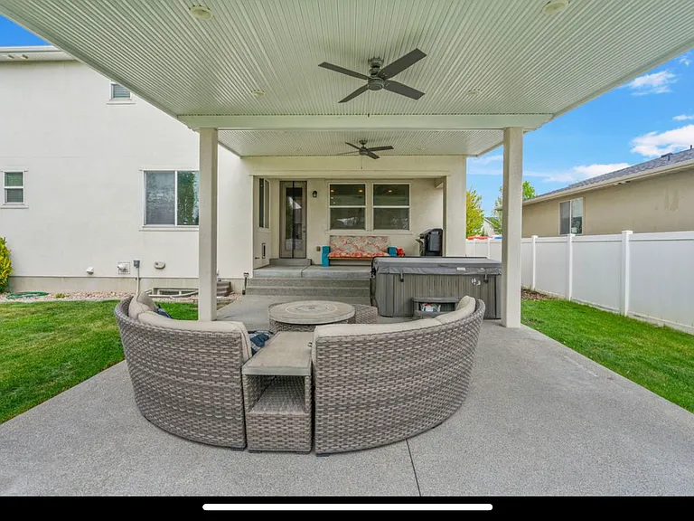 145 W 750 S — Photo 28
