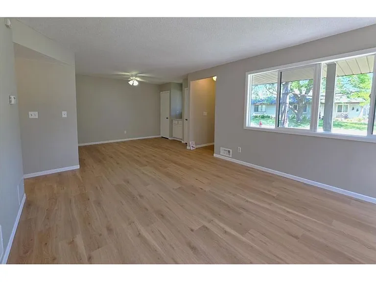 4710 Lenore Ln — Photo 17