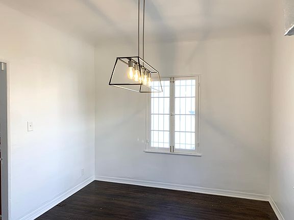 4th image of 421 S Maple Dr #419