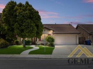 5027 Silver Clover Ave, Bakersfield, CA 93313