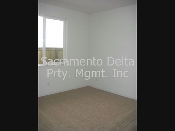 4th image of 9937 Nelas Way