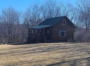 30503 Buck Creek Rd, Davenport, IA 52049