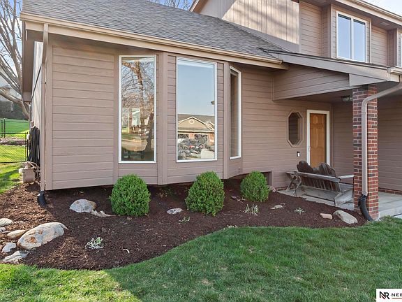 4th image of 8008 S 69th St