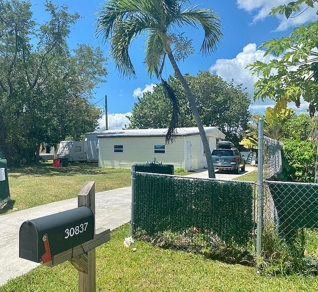 1st image of 30837 Hammock Dr