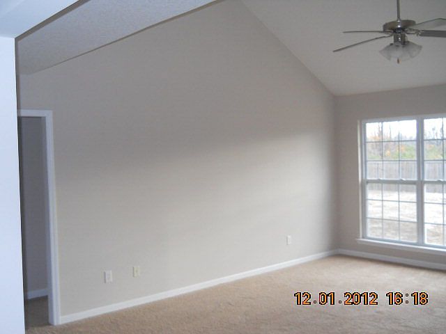 2nd image of 100 Mill Pond Ln SE