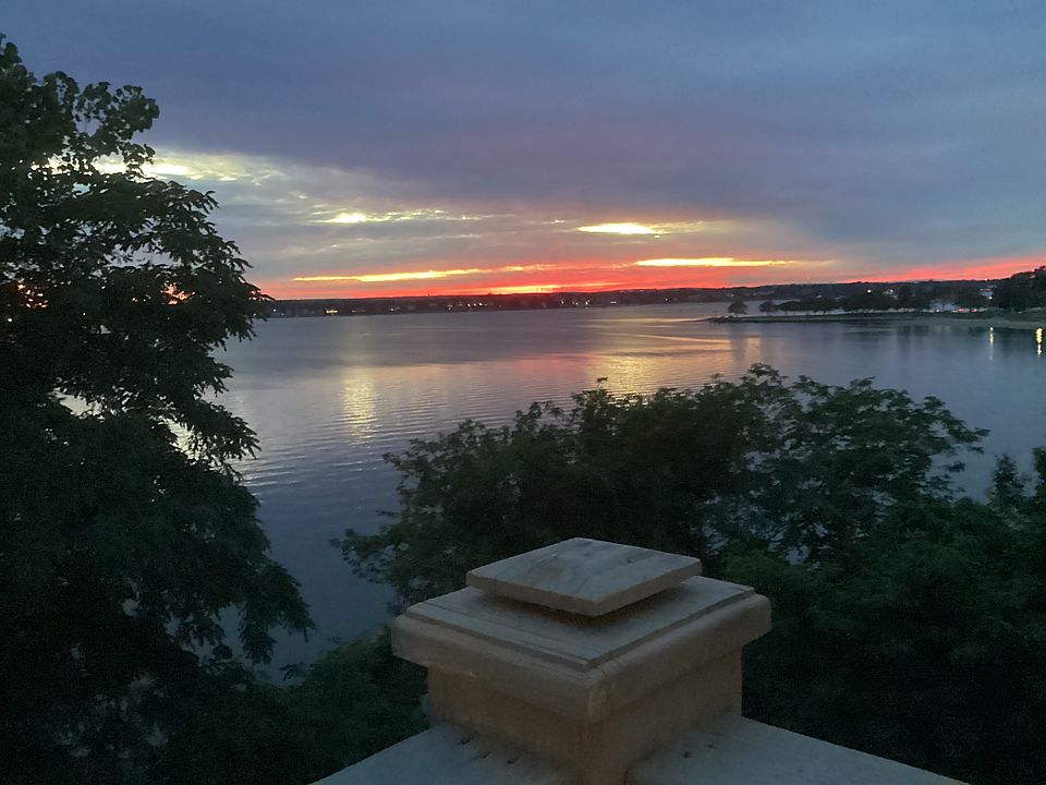 Sunset across the Bay