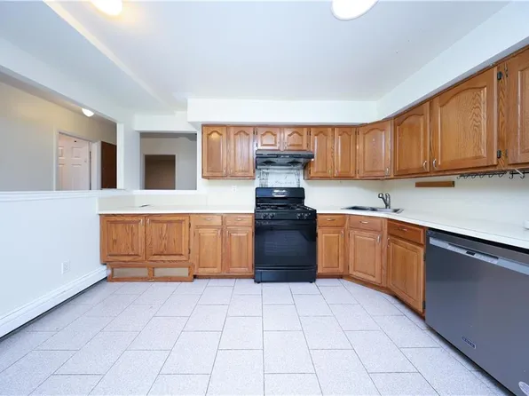 1856 East 13th Street image 9 of 27