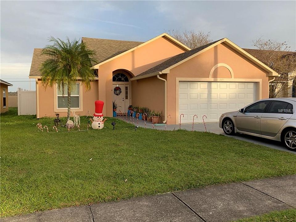 1st image of 809 Woodfield Ct