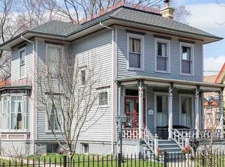 514 Douglas Ave, Elgin, IL 60120