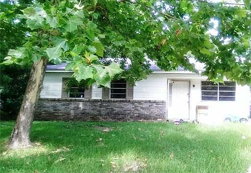 1st image of 11526 Maurine Cir
