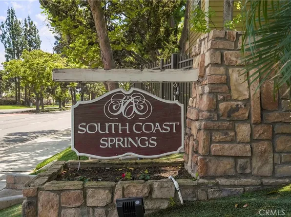 3690 S Bear St #5, Santa Ana, CA 92704