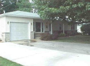 1000 E Grove Ave, Effingham, IL 62401