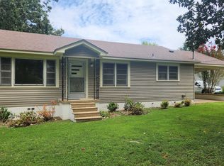 147 E Rasch Rd, Florence, AL 35633