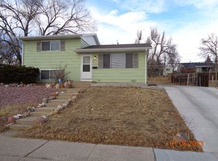 1822 Whitman Rd, Colorado Springs, CO 80910