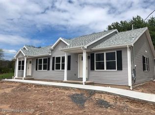 30 Freedom Rd, Drums, PA 18222