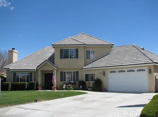 18499 Colonial Ct, Victorville, CA 92395