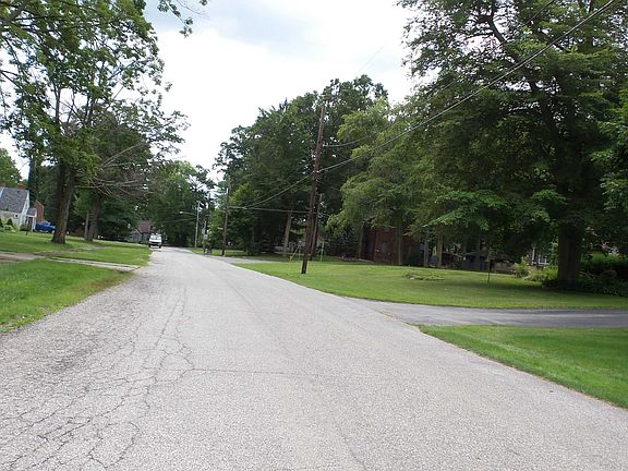 5th image of 5555 Beechwood Dr
