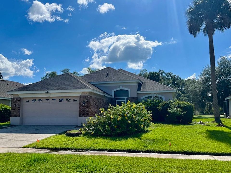 1st image of 1724 Golfview Dr