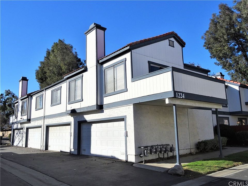 1st image of 1224 S Cypress Ave