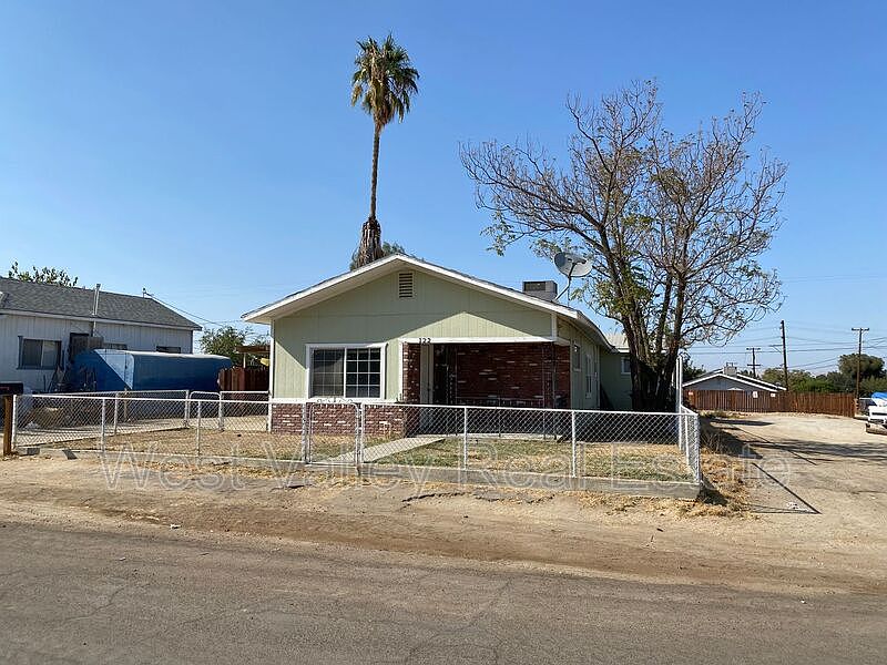 1st image of 122 Buena Vista Pl