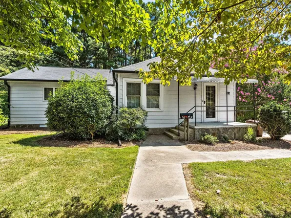 514 Chub Lake St, Roxboro, NC 27573