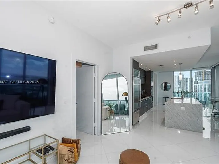 900 Biscayne Blvd #4412 — Photo 6
