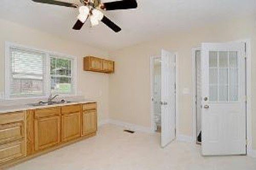 5th image of 1600 Mingle Ave
