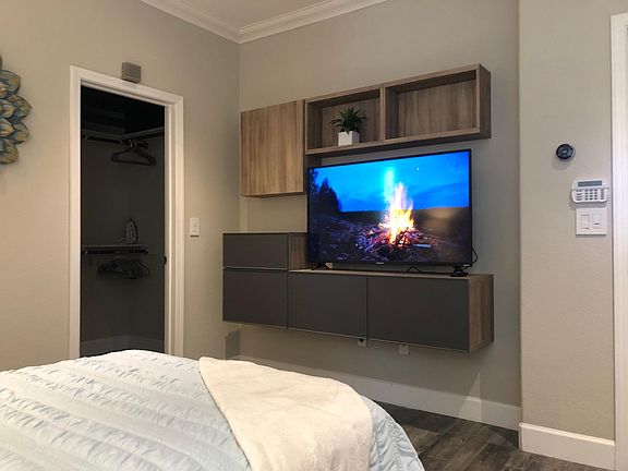 4th image of 10858 Atherstone Dr