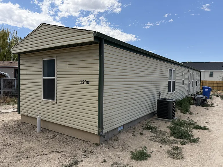 1230 Twin Villa Loop — Photo 3
