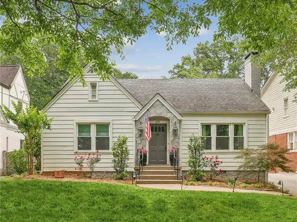 2143 Mc Kinley Rd NW, Atlanta, GA 30318