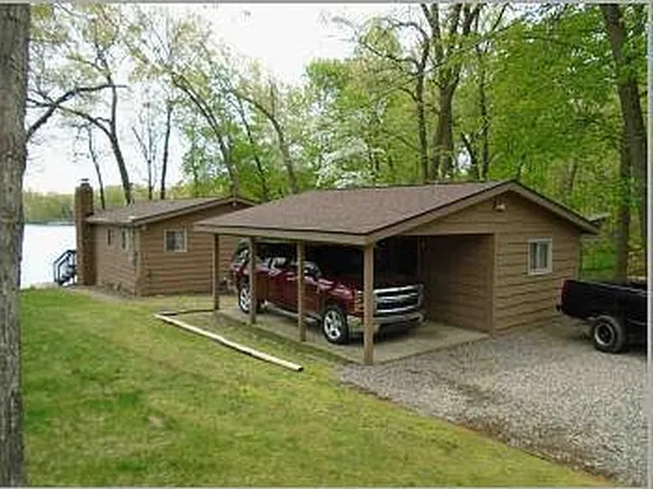 257 W Shore Dr, Jerome, MI 49249