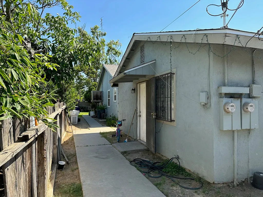 2 bed, 800 sqft, $1,200 — Photo 4