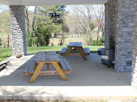 Picnic Area 