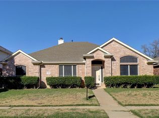 1413 Marblecrest Dr, Lewisville, TX 75067