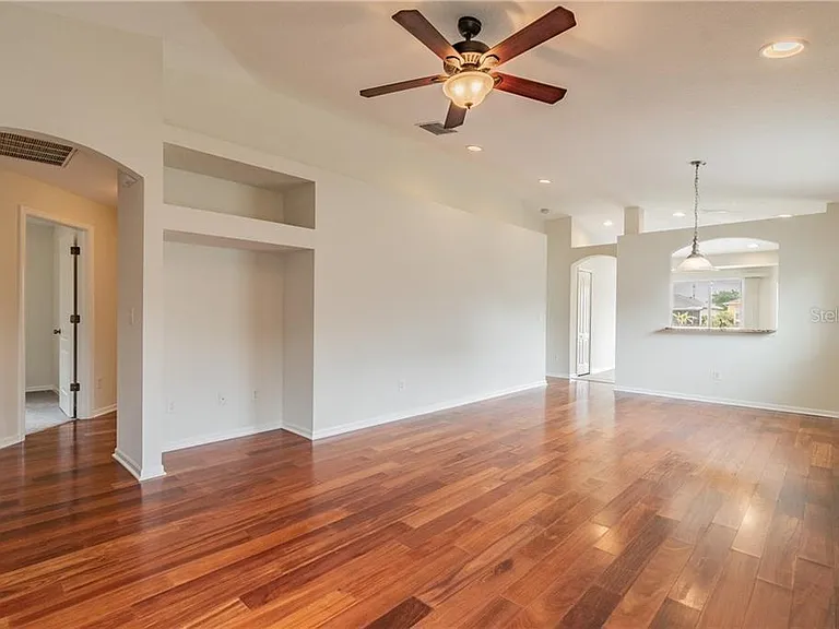 8164 Canterbury Lake Blvd — Photo 10