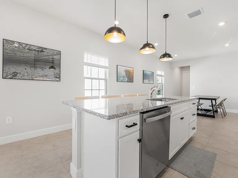 14048 Crimson Ave — Photo 16